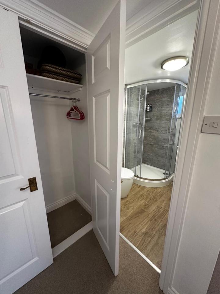 Villa Bath Boating Station Zimmer foto