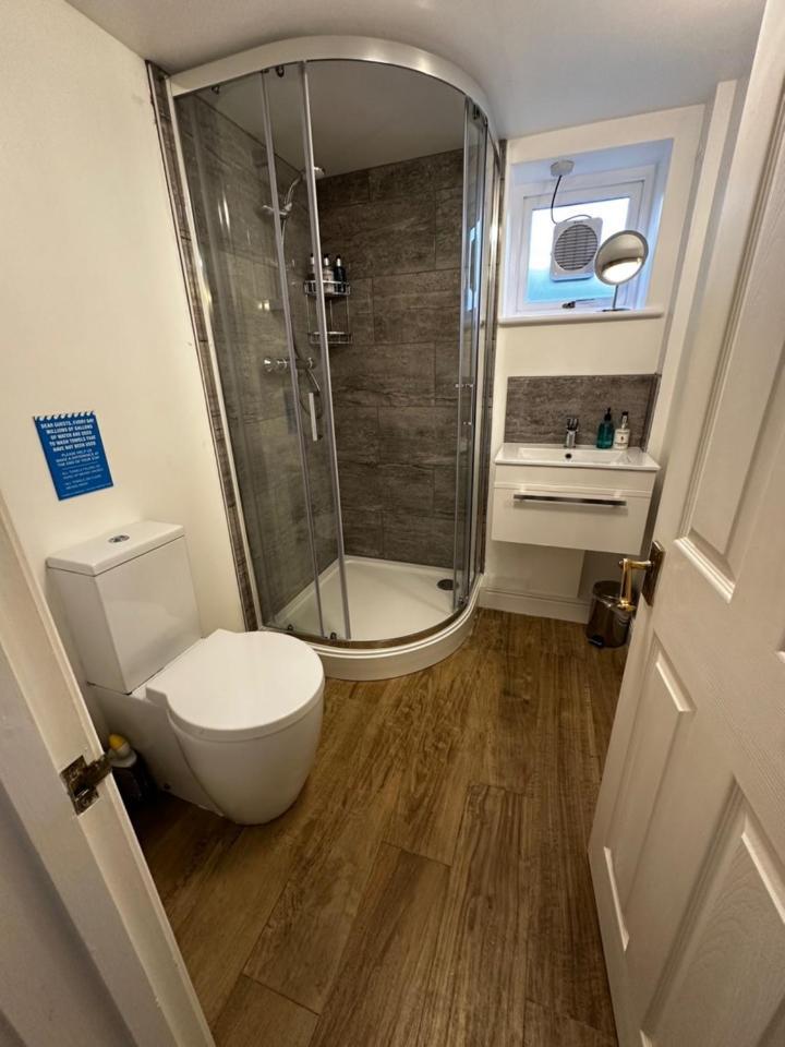 Villa Bath Boating Station Zimmer foto